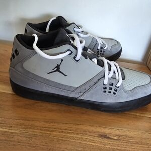Jordan Flight shoes Mens